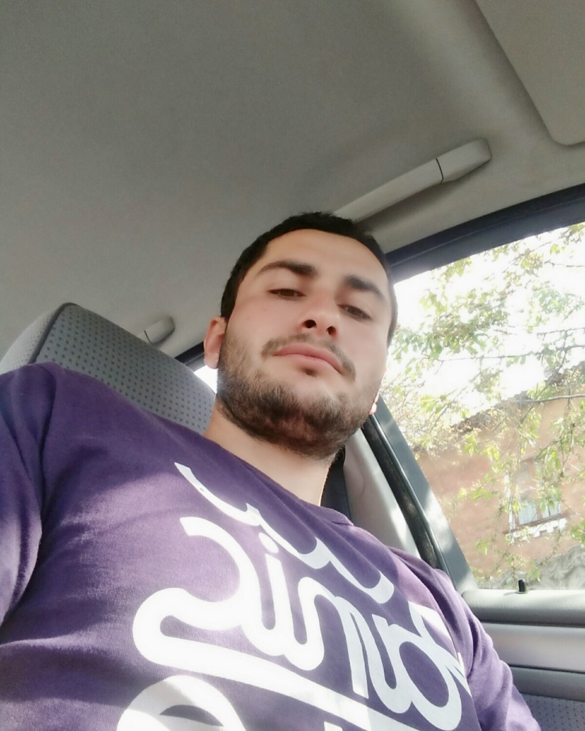 Постер Познакомлюсь с красивой девушкой;)