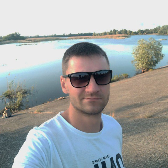 Постер Познакомлюсь с Девушкой для дружбы, встреч и приятного время провождения